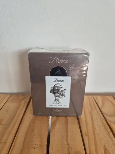 Perfume Lattafa Breeze 100ml Lacrado