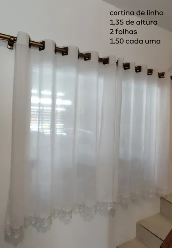 Cortina de linho para sala com varão