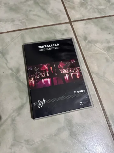 DVD duplo metallica the san Francisco symphony orchestra