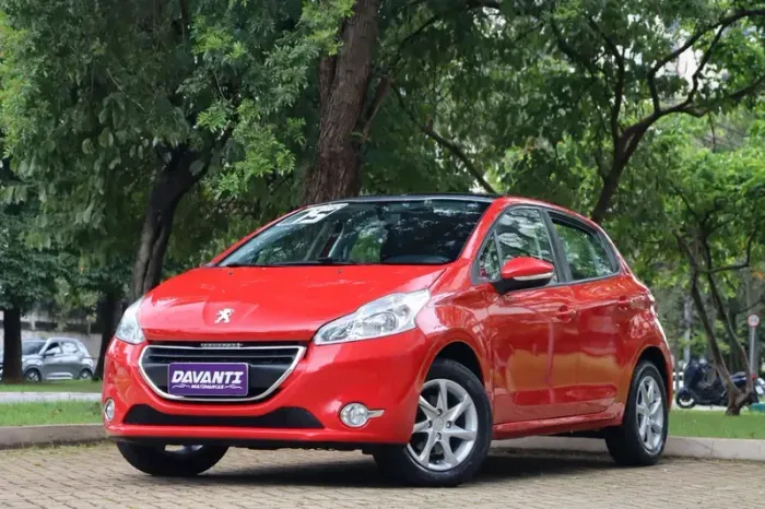 Peugeot 208 Allure 1.5 Flex 8V 5P 2015