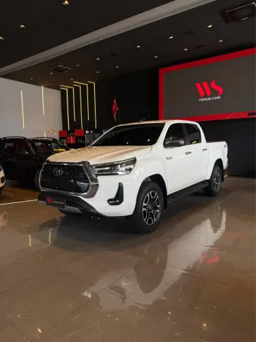 Toyota Hilux CD SRV 4X4 2.8 TDI Diesel Aut. 2024