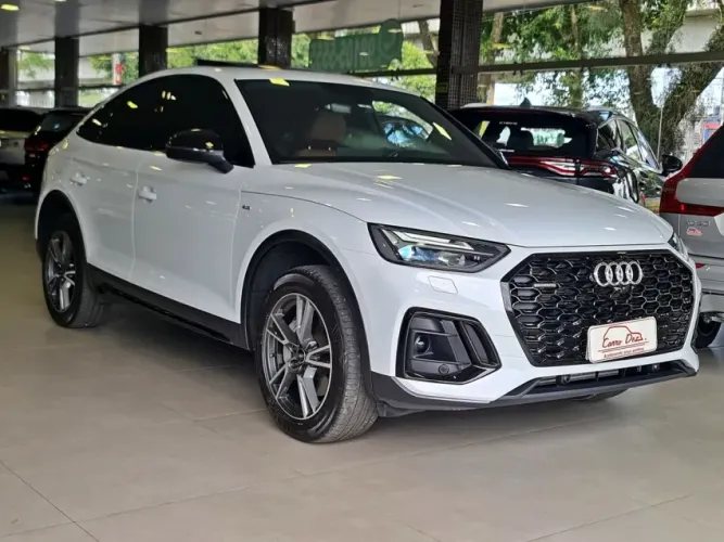 Audi Q5 SB P Black. 2.0 TFSIe S.tr. QT (hib.) 2023