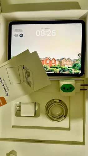 iPad 10ª Geração 64GB Wi-Fi + Cellular | Prata | Impecável