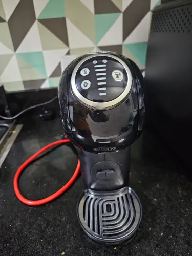 Cafeteira Nescafé Dolce Gusto Genio S Plus
