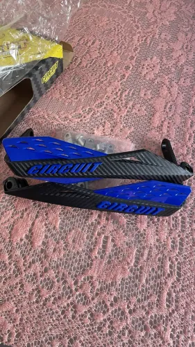 Protetor para punho de moto azul novo sem uso 