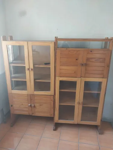 ESTANTE EM MADEIRA