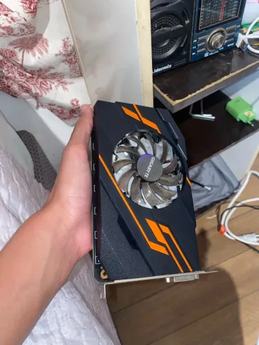 Placa de video GT 1030 2Gb nvidia