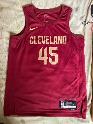 Regata Cleveland, tam M, usada. Ler anúncio até o final