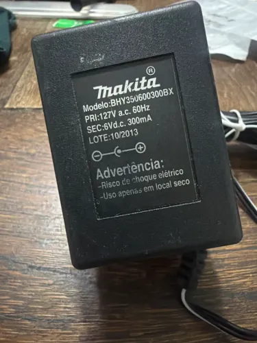 Carregador Makita original para parafusadeira portátil modelo
