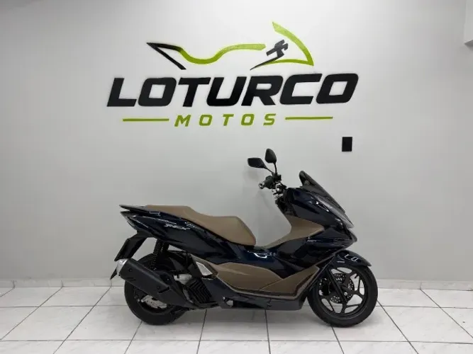 Honda PCX 160 DLX 2025 ABS