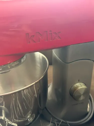 ? Batedeira Planetária Kenwood kMix - Excelente Estado! 