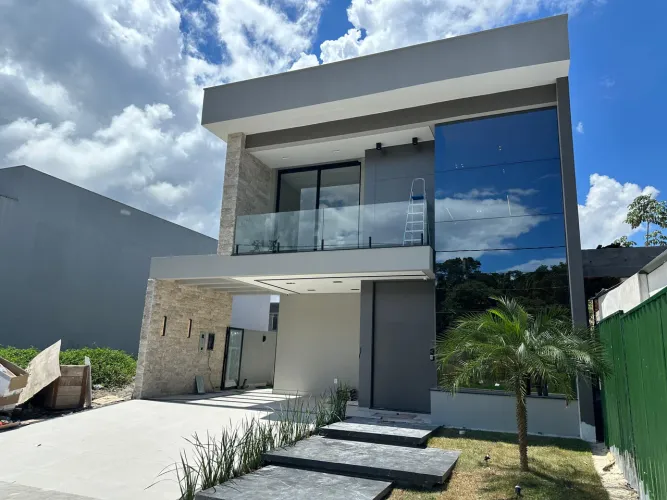 Casa Mosaico Ponta Negra - 4 Suítes, Varanda Gourmet, Piscina e Infraestrutura Completa