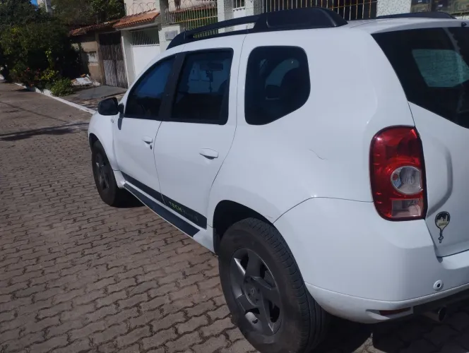 Renault Duster Techroad 2.0 Hi-flex 16V Aut. 2015