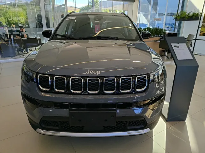 Jeep Compass Long. T270 1.3 TB 4X2 Flex AUT 2026