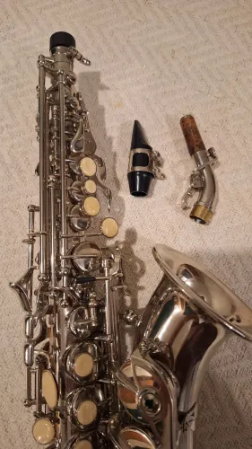 Sax Soprano Curvo (IMPECÁVEL)