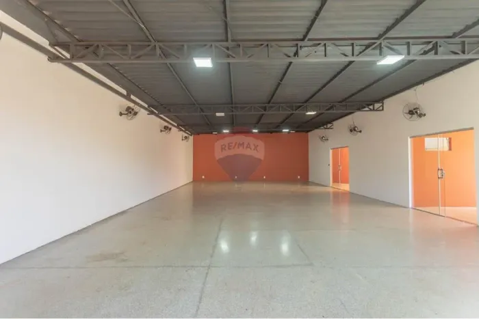 Salão de Festas de Esquina à Venda na Morada Nova - Jaboticabal por R$ 320.000