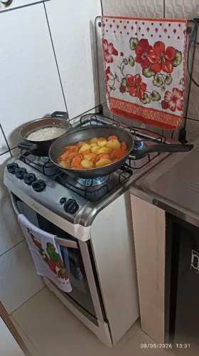 Fogão Eletrolux Chef Top funcionando 