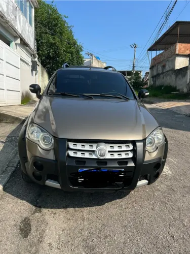 Fiat Strada Adventure1.8/ 1.8 Locker Flex CD 2012