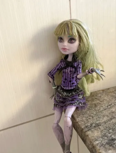 Boneca Monster High Twyla