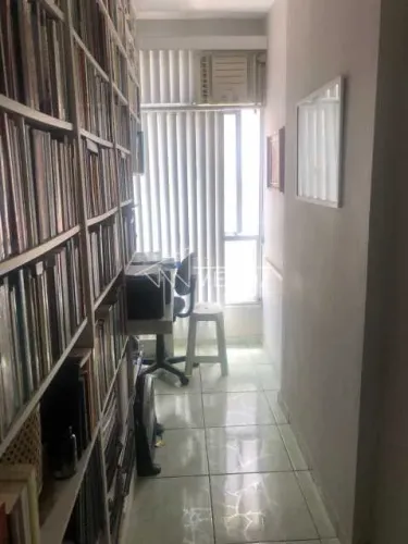 Apartamento : / Residencial / Centro