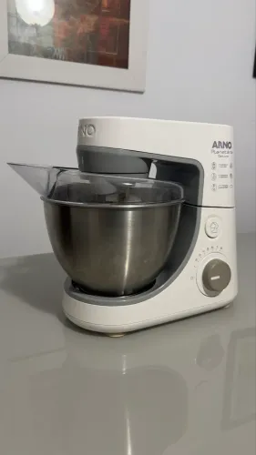 Batedeira Planetária Arno Deluxe com Tigela Inox e 3 Batedores