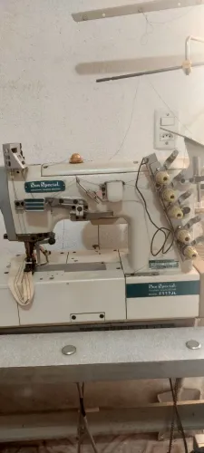 Máquina de Costura Galoneira SUN SPECIAL