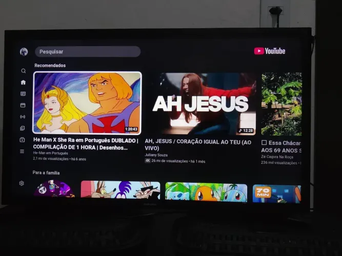 Vendo uma TV smart 