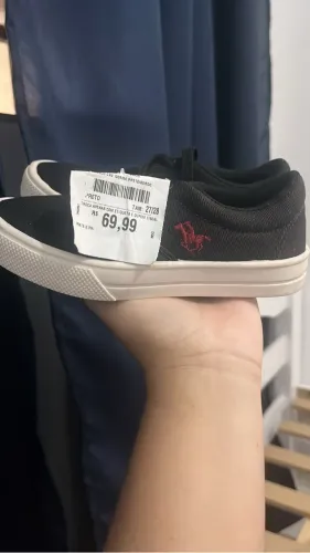 Vendo tênis infantil 