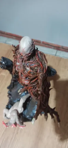 Vecna (Stranger Things) - Miniatura  com 37cm - Rico em Detalhes