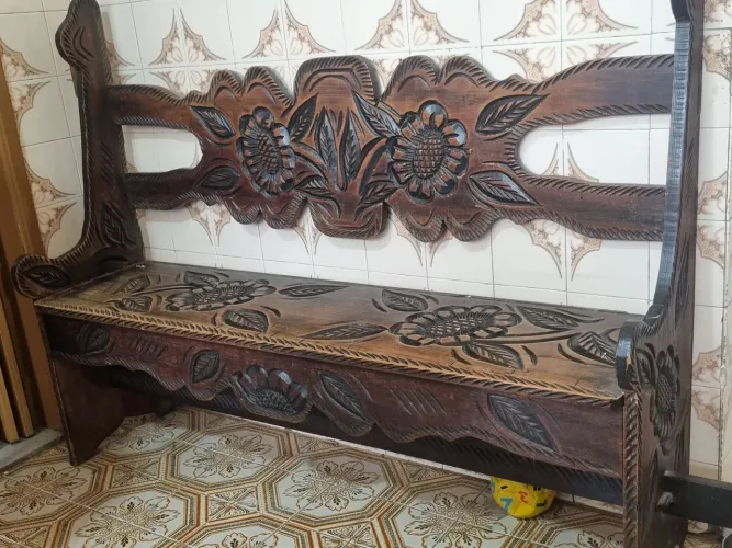 Banco de madeira