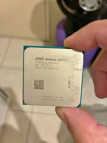 AMD Athlon 200GE video integrado