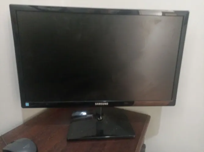Monitor Samsung S23C550H 23" Full HD - Tela Quebrada - Para Peças