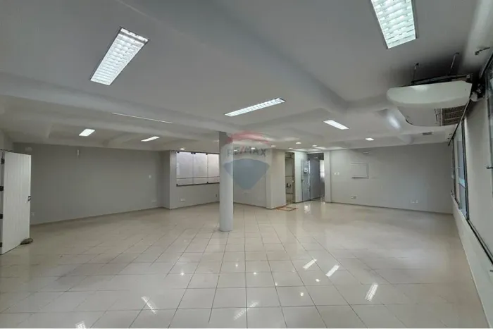 Prédio comercial - R$1.650.000 - Dionísio Torres