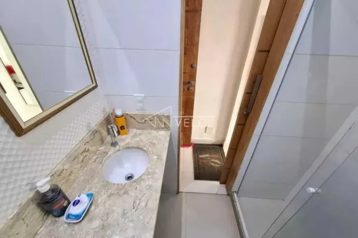 Kitnet/Conjugado : / Residencial / Botafogo