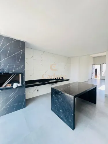 Casa à venda no Shopping Park com 3/4 sendo 2 suítes e cozinha gourmet