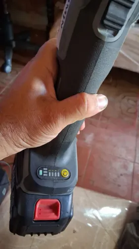 Vendo lixadeira a bateria