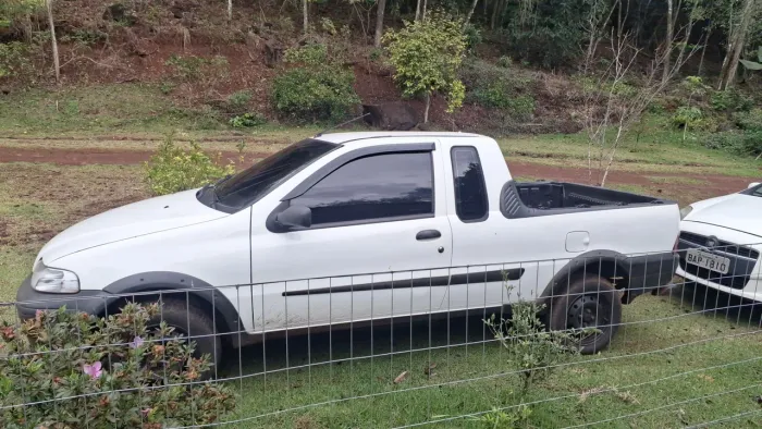 Fiat Strada 1.3 MPI Fire 8V 67cv CE 2004