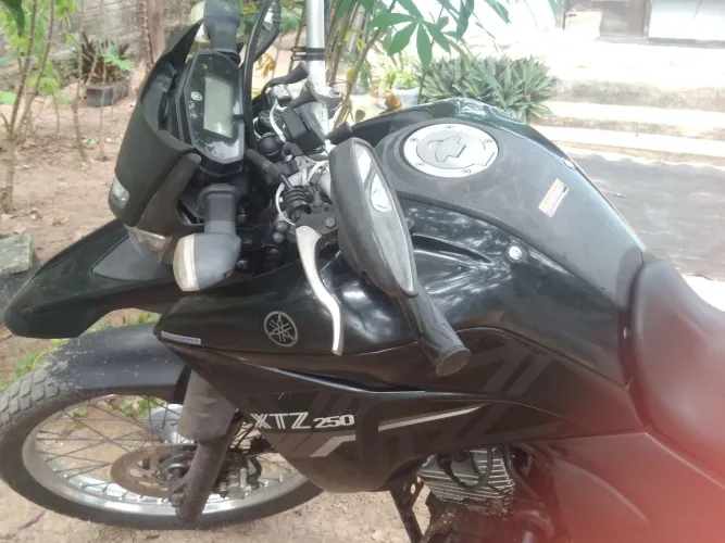 Moto lander xtz 250