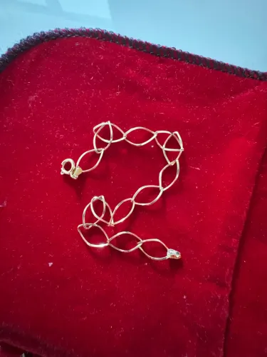 Linda pulseira em ouro 18 k
