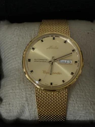 Relógio Mido Commander 1959 Datoday automático, dourado, revisado