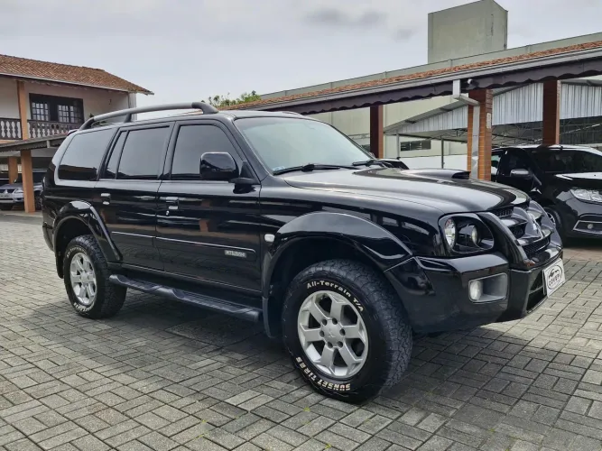 Mitsubishi Pajero Sport HPE 3.5 4X4 200cv Aut. 2011