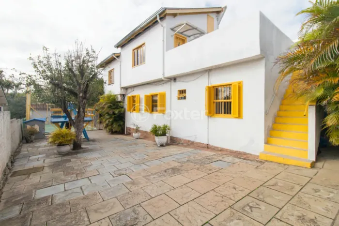 Edifício Inteiro à venda Rua Atílio Supertti, Vila Nova - Porto Alegre