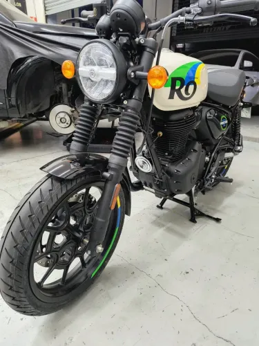 Moto com 2.9 km sai da concessionária até em casa 