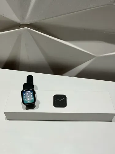 Apple Watch Series 5