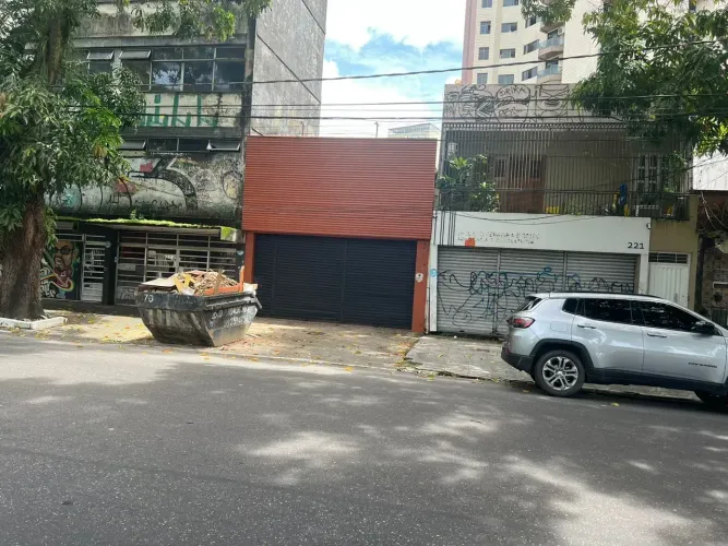 Prédio Comercial para Venda na Av. Gentil Bittencourt, Batista Campos