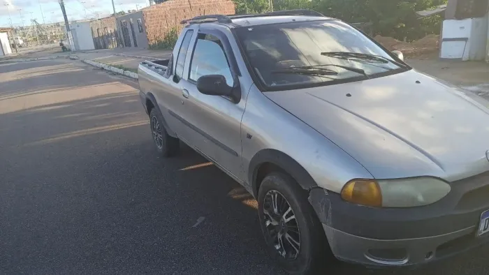 Fiat Strada LX 1.6 MPI 16V 2001
