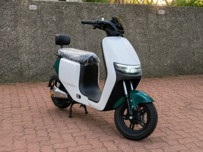 Scooter Elétrica 1000W Completa Nova 0KM | Ré, NFC, LED, Freio a Disco, Alarme e Mais
