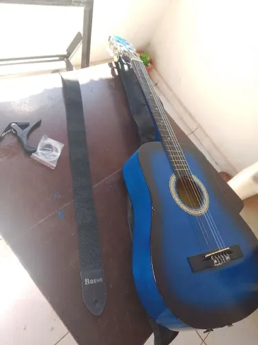 Violão acústico