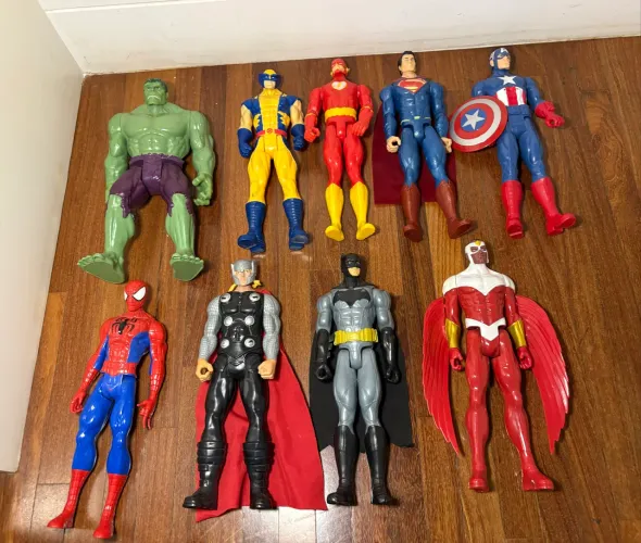 bonecos super-heróis marvel e dc