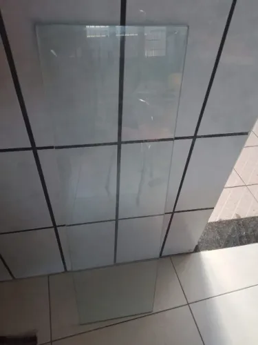 Prateleira de vidro (sem suporte)